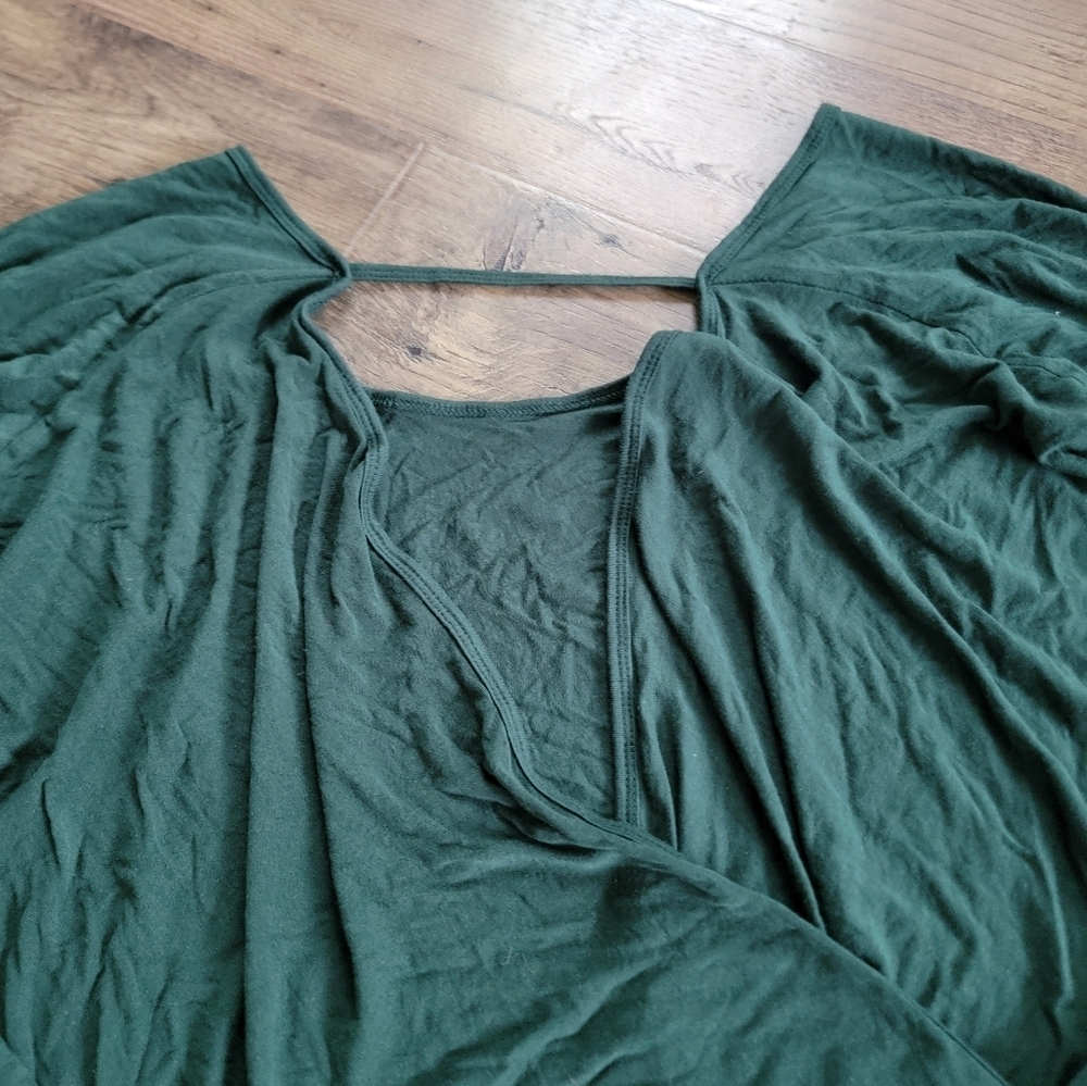 Zyia Namasta Long Sleeve Size small - Picture 7 of 7
